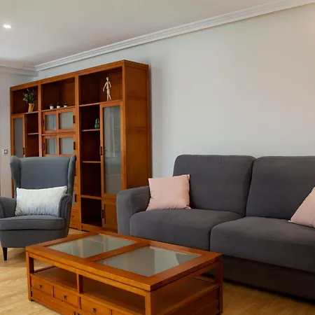 Daire Confort Centro - Leonapartamentos *