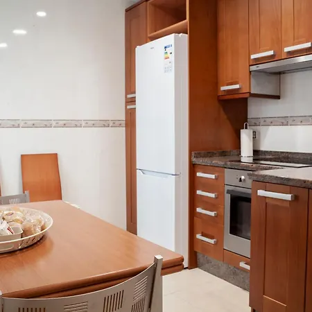 Daire Confort Centro - Leonapartamentos *